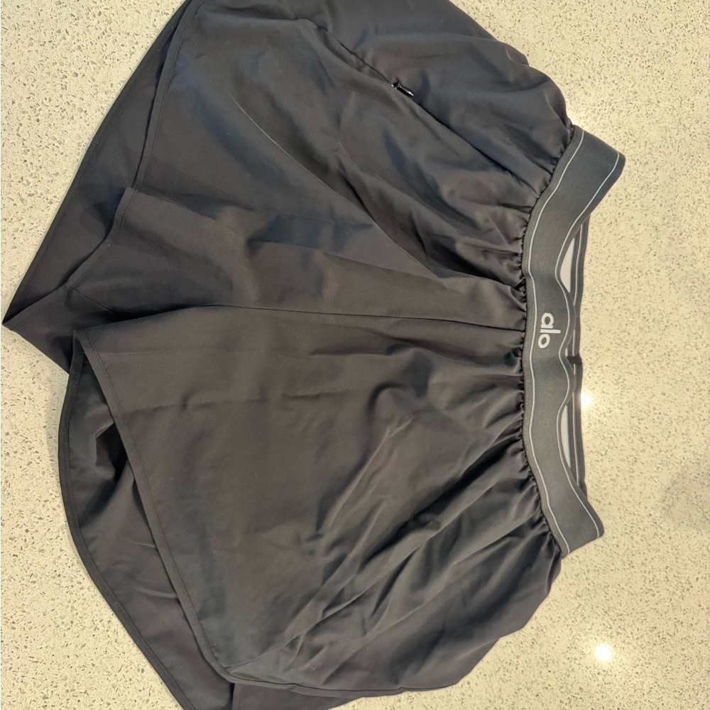 ALO Yoga Black and Gray Skort